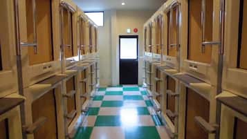 Capsule Mixed Dormitory