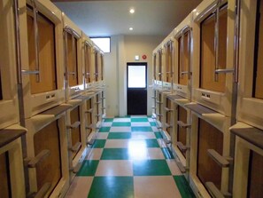 Capsule Mixed Dormitory