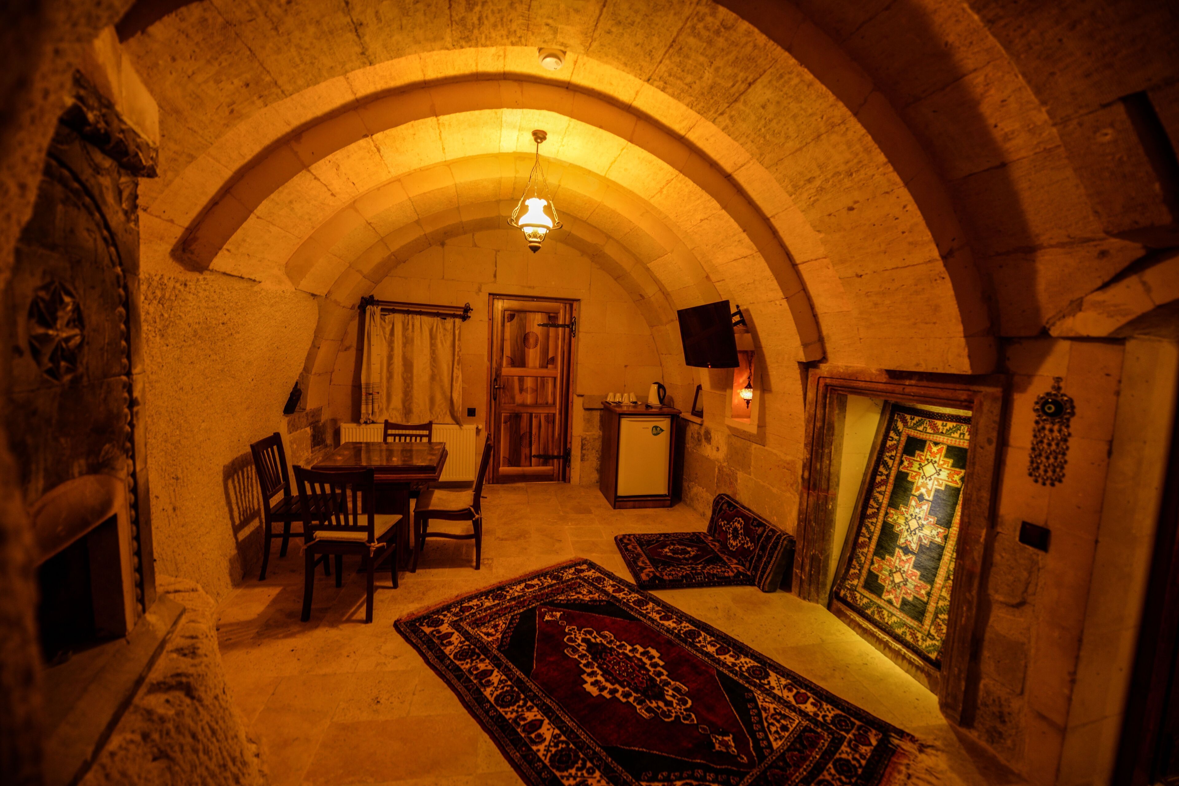 Photo - Vineyard Cave Hotel