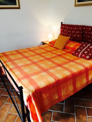 Apartamento, 1 quarto | 1 quarto, escrivaninha, quartos à prova de som, Wi-Fi de cortesia