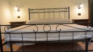 Departamento superior | Ropa de cama de alta calidad, cunas gratuitas y wifi gratis