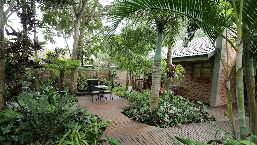 Rhino Coast Guest House