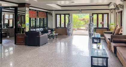 Baiboon Grand Hotel