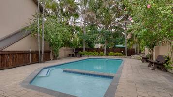 Outdoor pool, pool loungers
