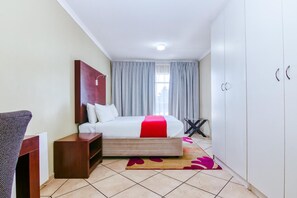 Room - Bm Gardens Apartment Hotel (Germiston)