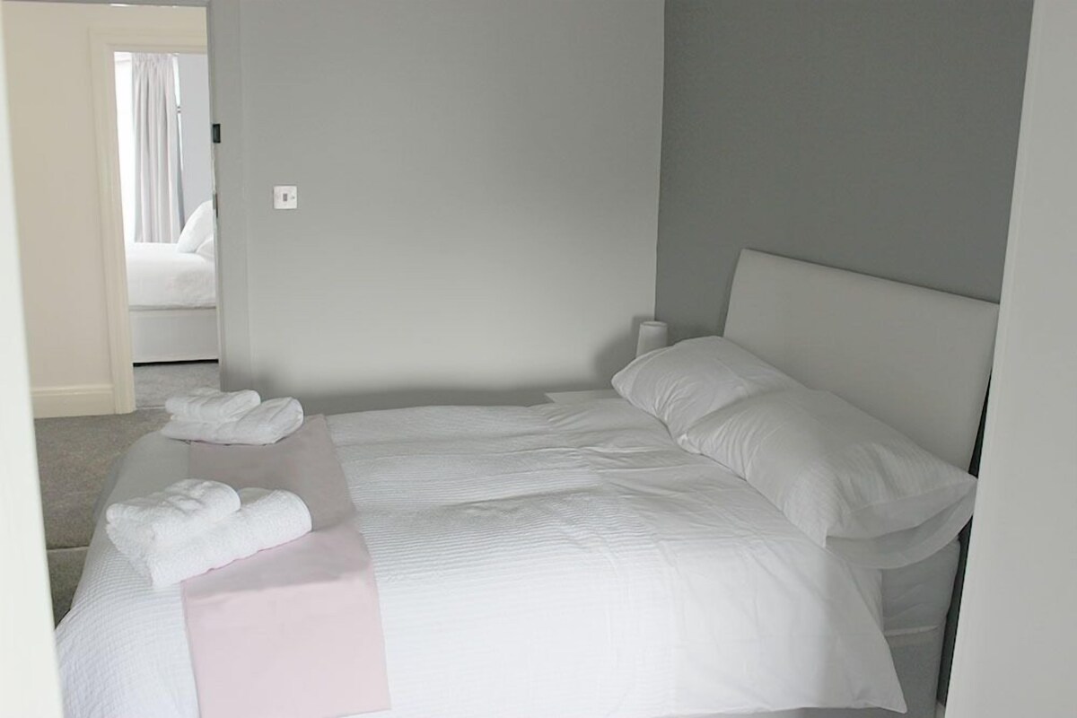 Comfort Room, 1 Double Bed, Garden View (Ensuite)