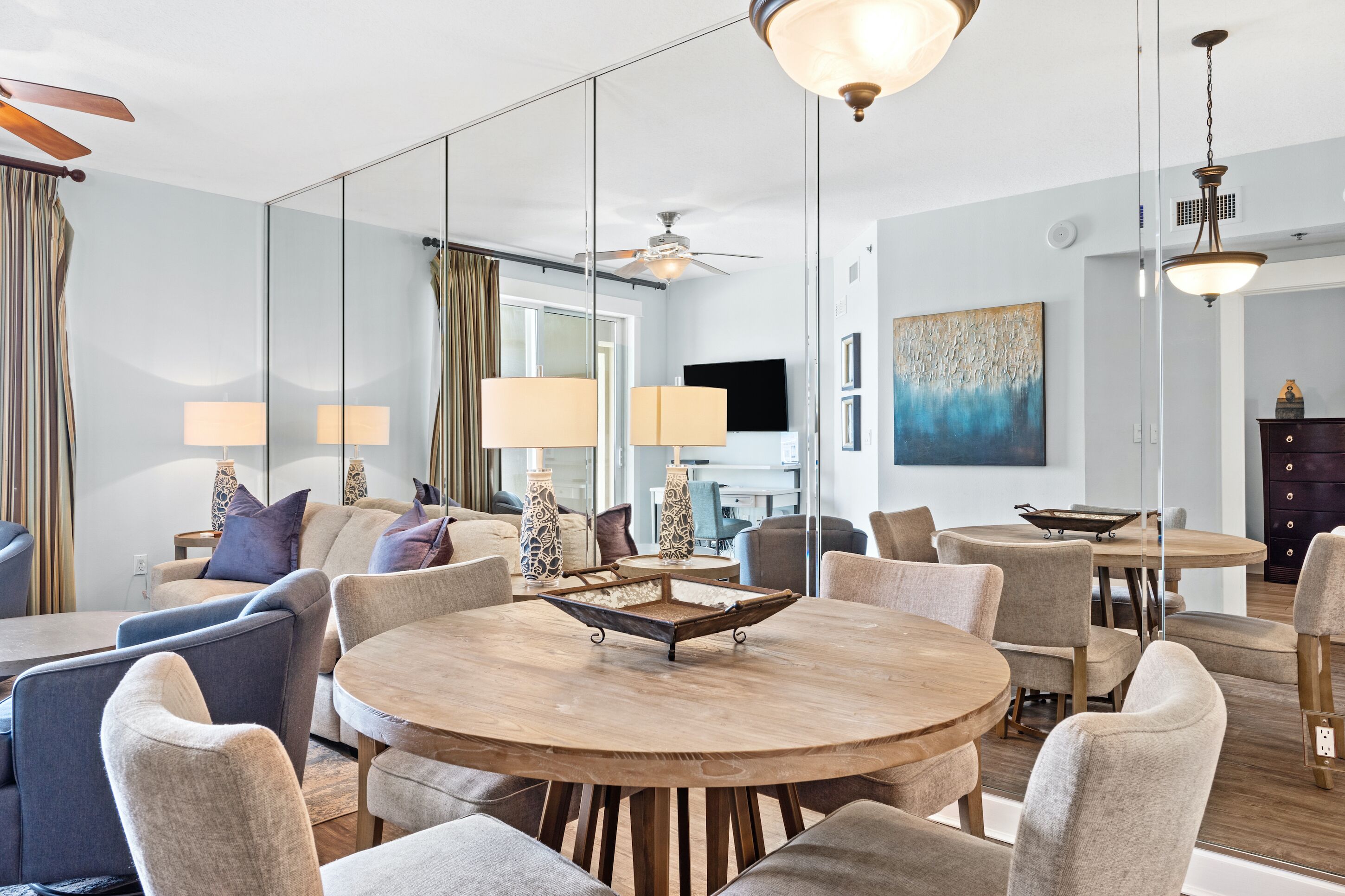 Condo, 2 chambres, vue sur la mer (2-308) | Repas dans la chambre