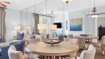 Condo, 2 Bedrooms, Sea View (1-806) | In-room dining