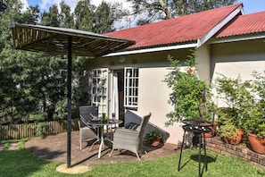 Standard Cottage (Rock Fig) | Terrace/patio