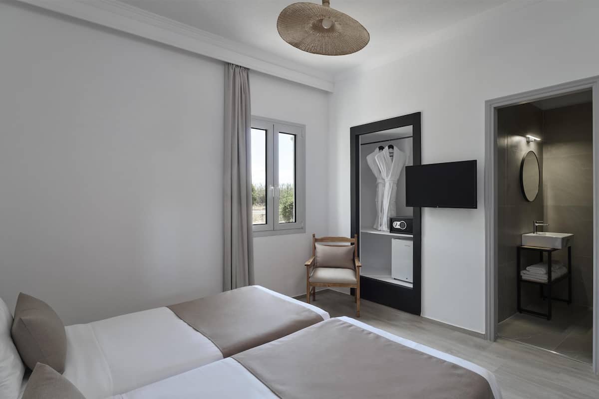 Standard Room | Free WiFi