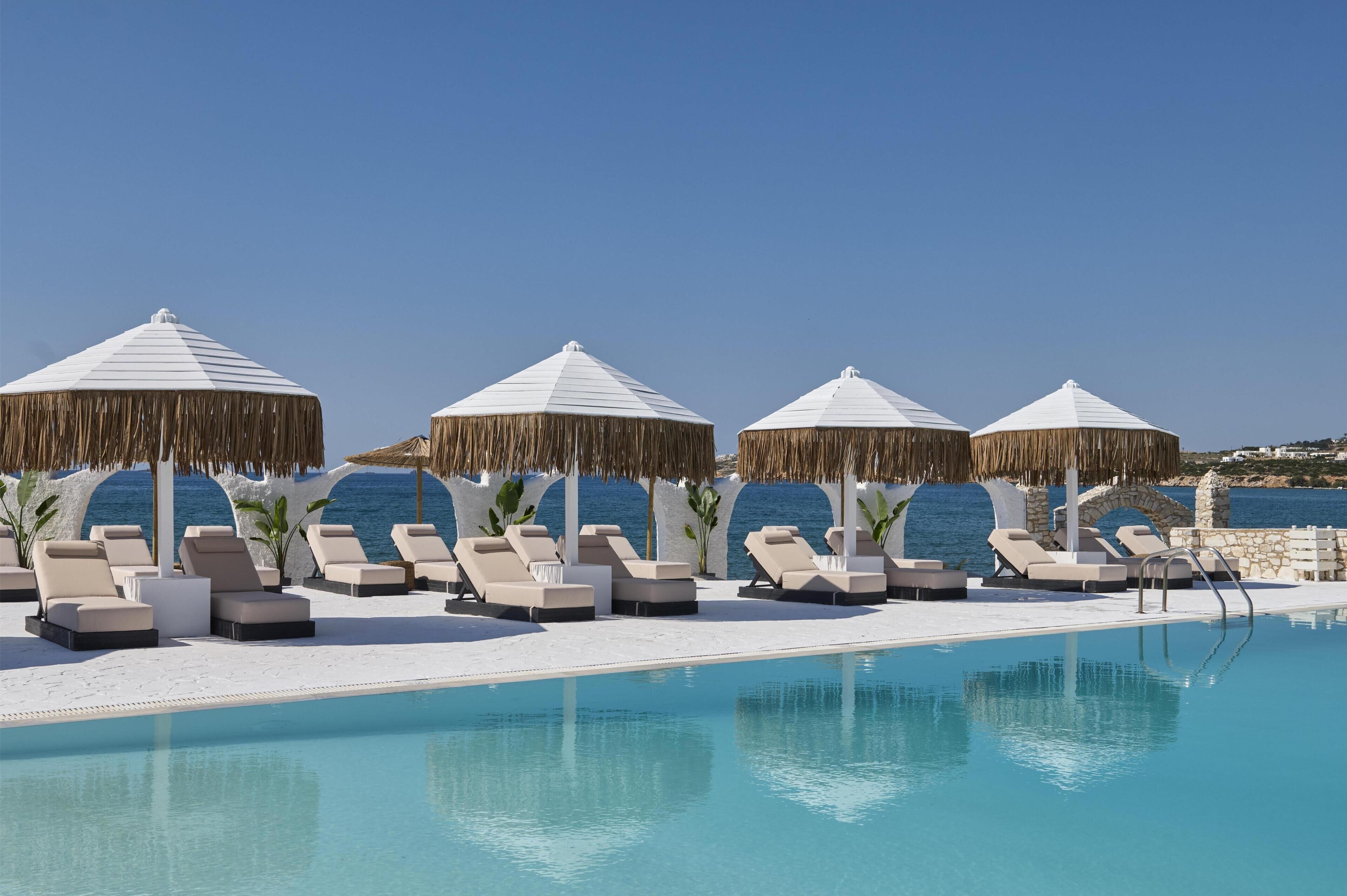 Piscine extérieure (ouverte en saison)