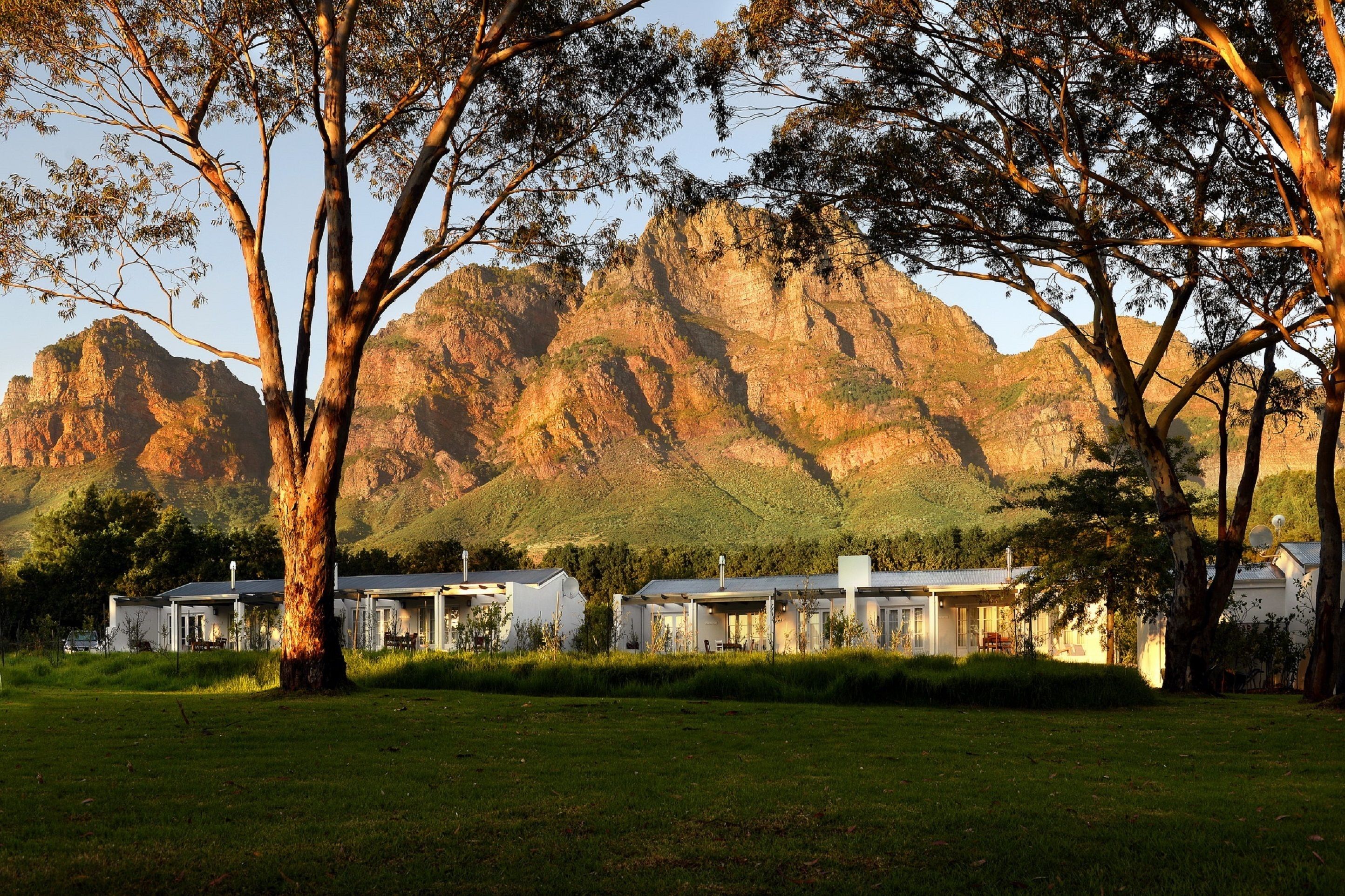 premium cottage, 2 bedrooms, 2 bathrooms (orchards) | mountain view