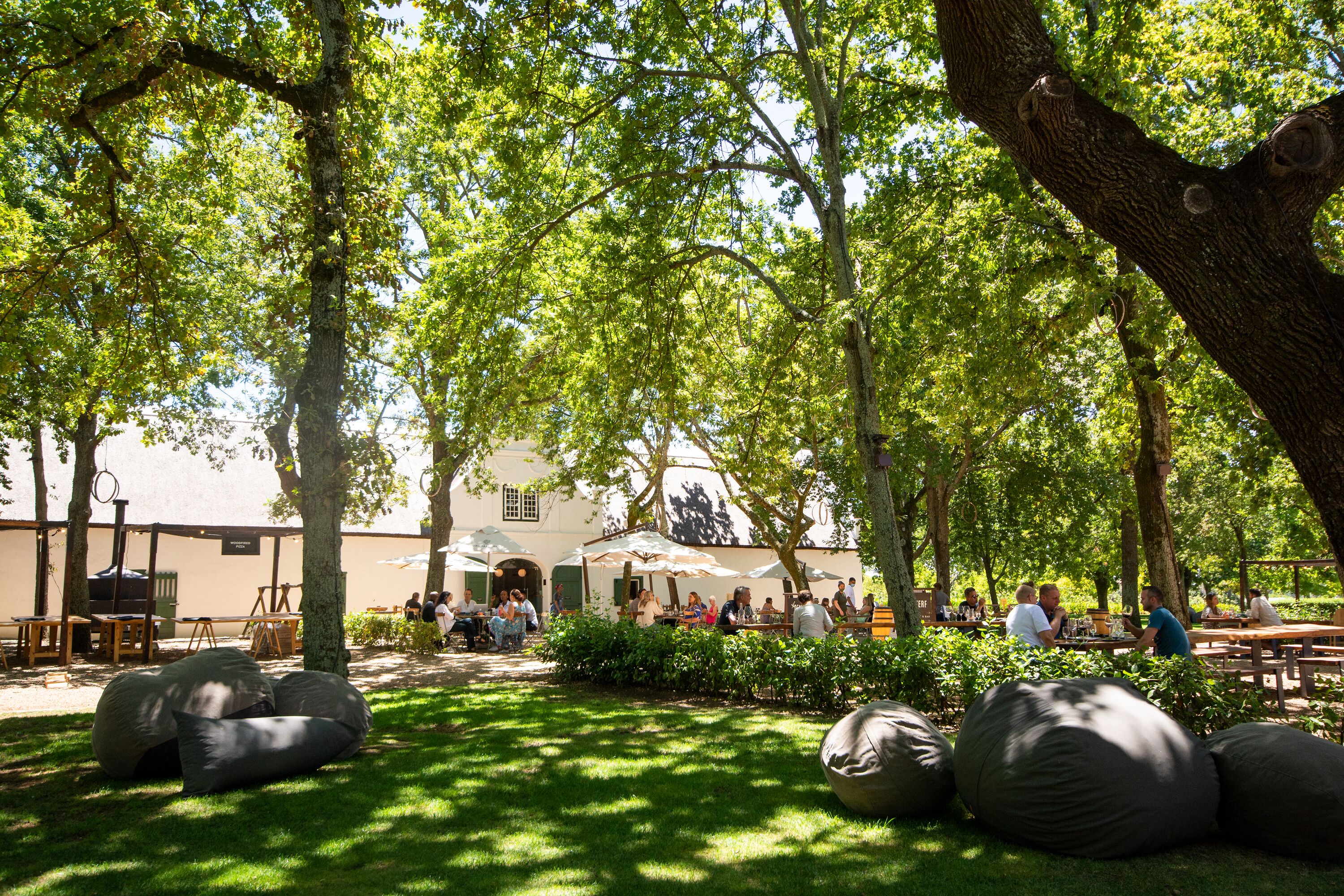 2 restaurants, breakfast, lunch, dinner served; international cuisine