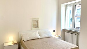 Apartamento, 1 quarto, vista para o mar (Piazza Colombo 7) | Lençóis italianos Frette, roupas de cama premium, Wi-Fi (sobretaxa)