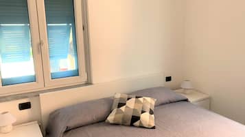 2 bedrooms, Frette Italian sheets, premium bedding, WiFi