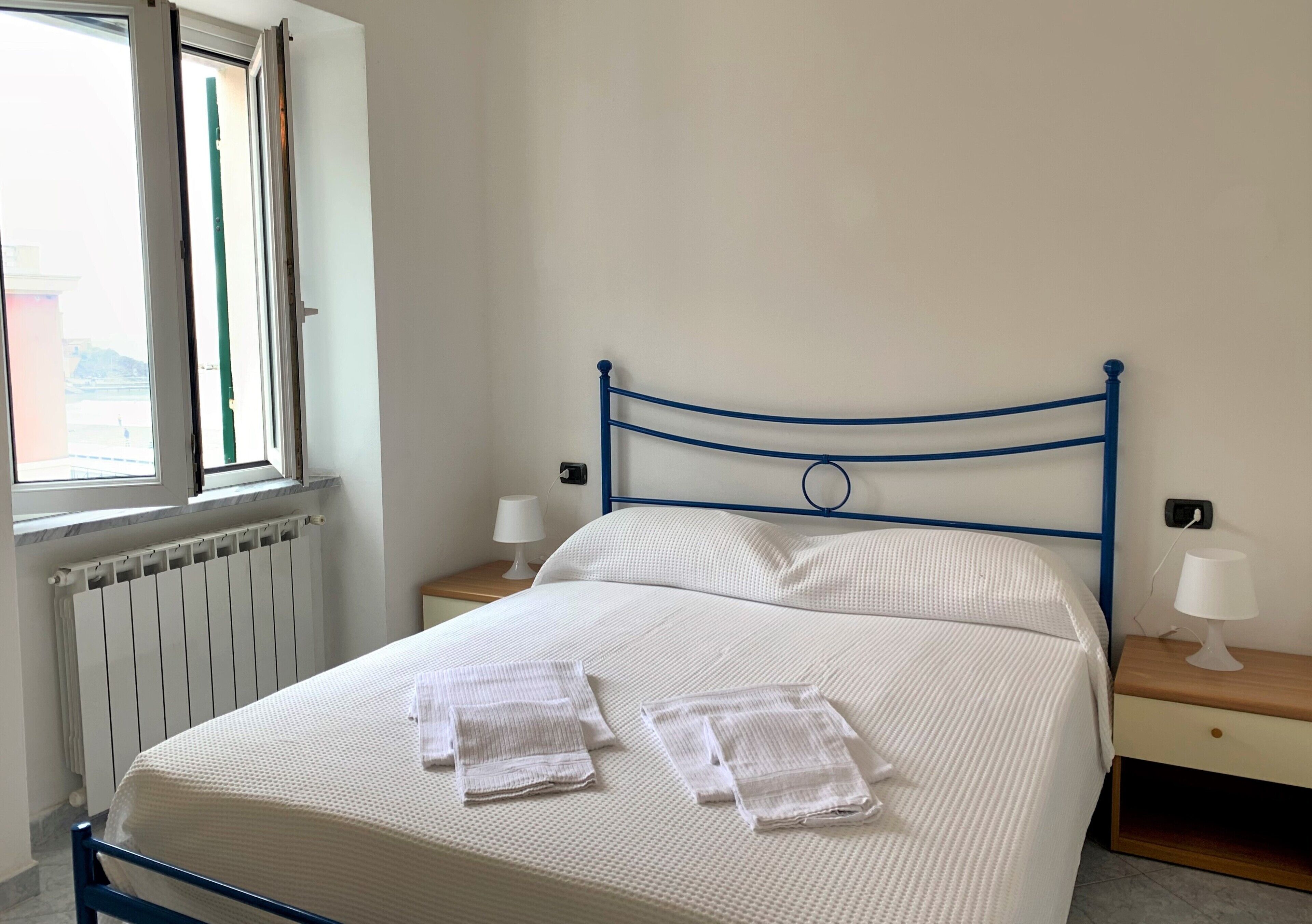 Departamento básico, 1 habitación, con acceso para personas discapacitadas (Piazza Colombo 7) | Sábanas italianas Frette, ropa de cama de alta calidad y wifi 