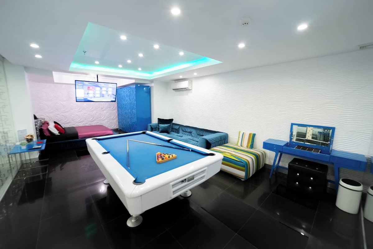 Loftsrom – honeymoon, 1 kingsize-seng, privat basseng | 2 soverom, sengetøy i egyptisk bomull og sengetøy av topp kvalitet