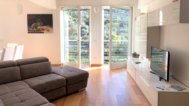 套房 (Tulipano - Via Prealba, 6, Levanto) | 起居区 | 平板电视