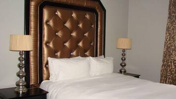 2 bedrooms, premium bedding, iron/ironing board