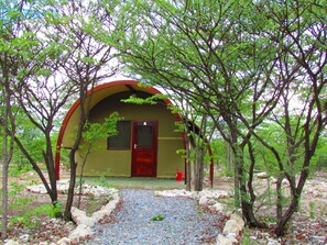 Basic Twin Room, 2 Twin Beds | Terrace/patio