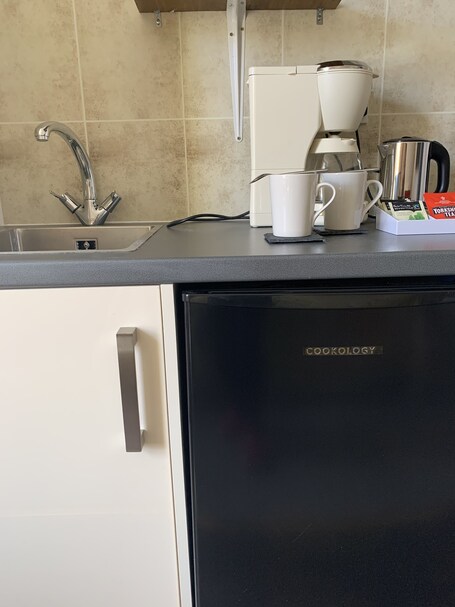 Clifton Villa Guest House - Image 25