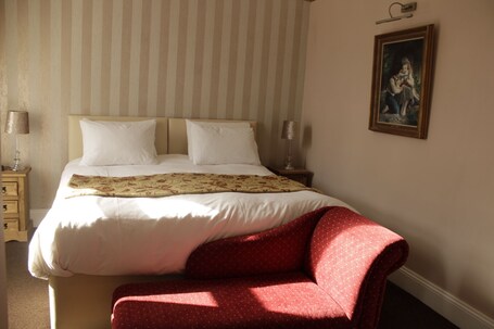 Clifton Villa Guest House - Image 11
