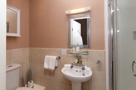 Clifton Villa Guest House - Image 45