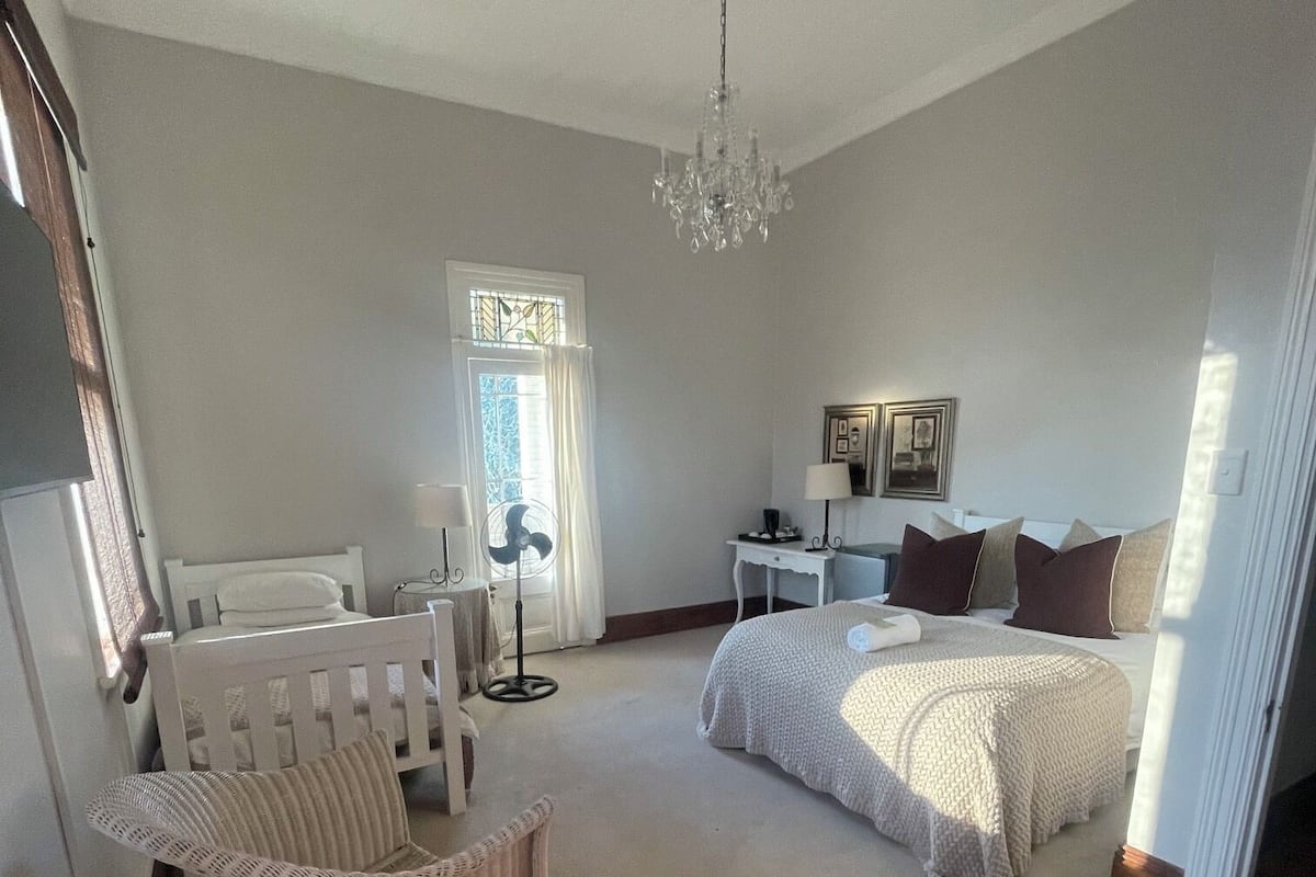 Standard Triple Room | Soundproofing, free WiFi, bed sheets
