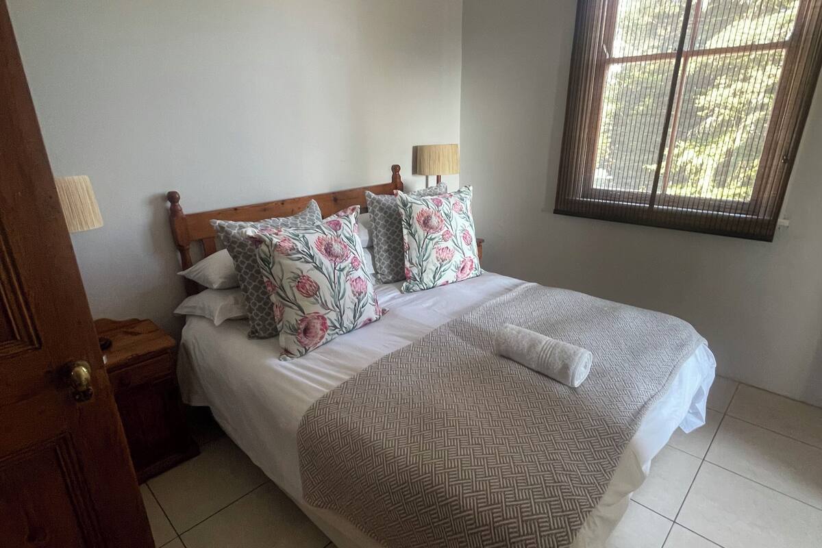 Family Room (Interleading) | Soundproofing, free WiFi, bed sheets