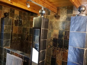 Studio (3) | Dusche im Bad
