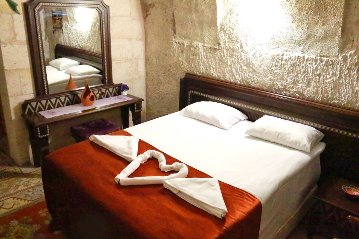 Standard Double Room, Fireplace (Iva) | Wi-fi percuma
