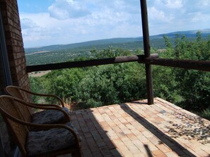 Balcony - Thirsty Falls Guest Farm (Maanhaarand)