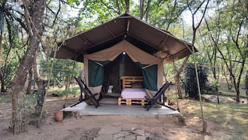 Self Contained Tent | Pillow-top beds, minibar, in-room safe, bed sheets
