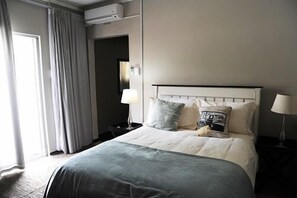 Chambre Confort, 1 chambre | Literie de qualité supérieure, minibar, décoration personnalisée