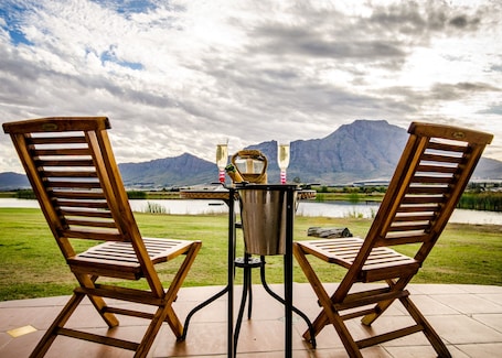 Terraza o patio. Reflections Guest Farm