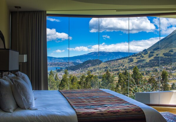View from room - Medina del Lago (Otavalo)