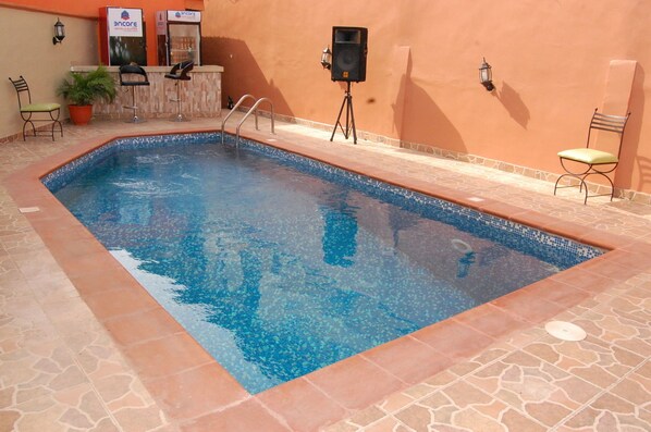 Outdoor pool - Encore Lagos Hotels And Suites (Lagos)