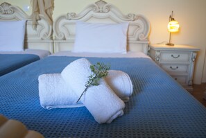 Villa Deluxe, 2 chambres, vue sur la mer | 2 chambres, literie de qualité, lit de bébé (gratuit)