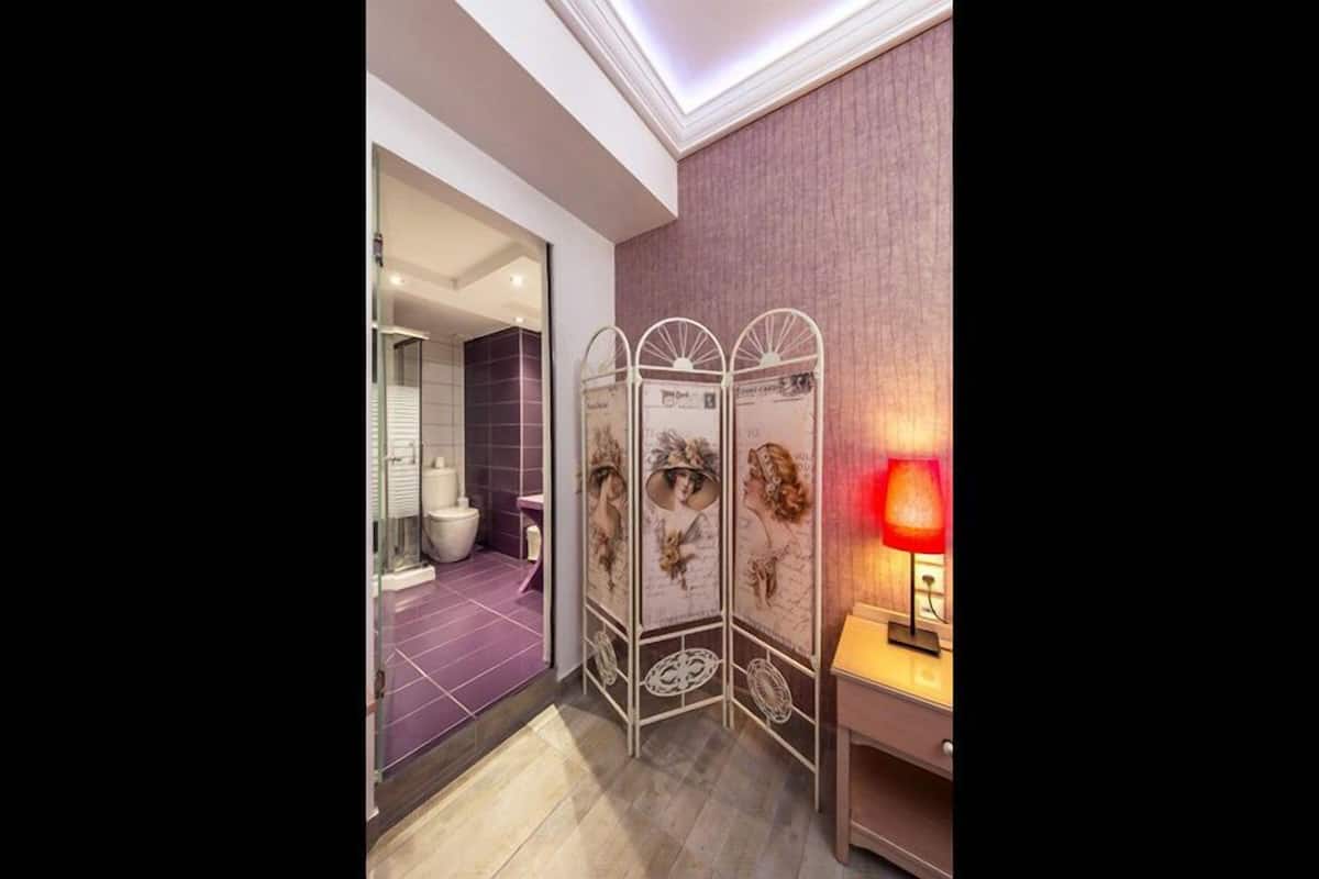 superior double or twin room | premium bedding, in-room safe, individually decorated, desk