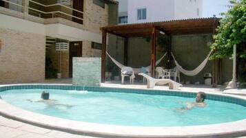 Piscina externa