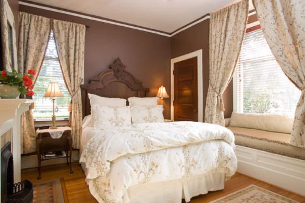 Sunshine | Premium bedding, down comforters, individually decorated