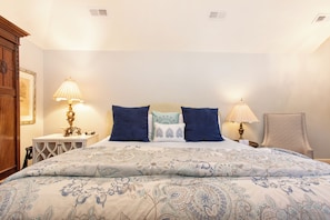Camellia - Pet Friendly