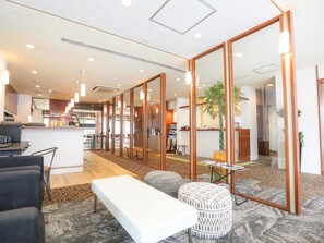 Lobby - Hotel AreaOne Kochi (Kochi)