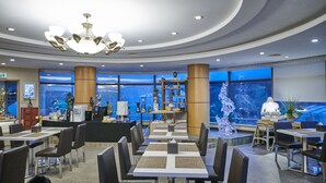Daily buffet breakfast for a fee