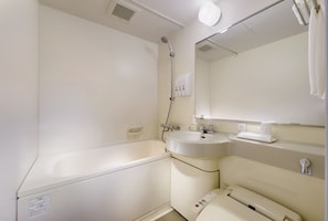 Combined shower/tub, deep soaking tub, free toiletries, hair dryer