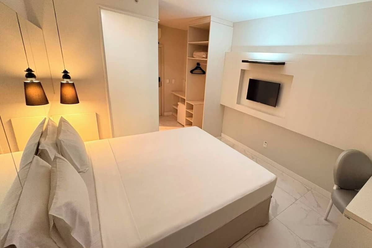 Minibar, in-room safe, laptop workspace, soundproofing