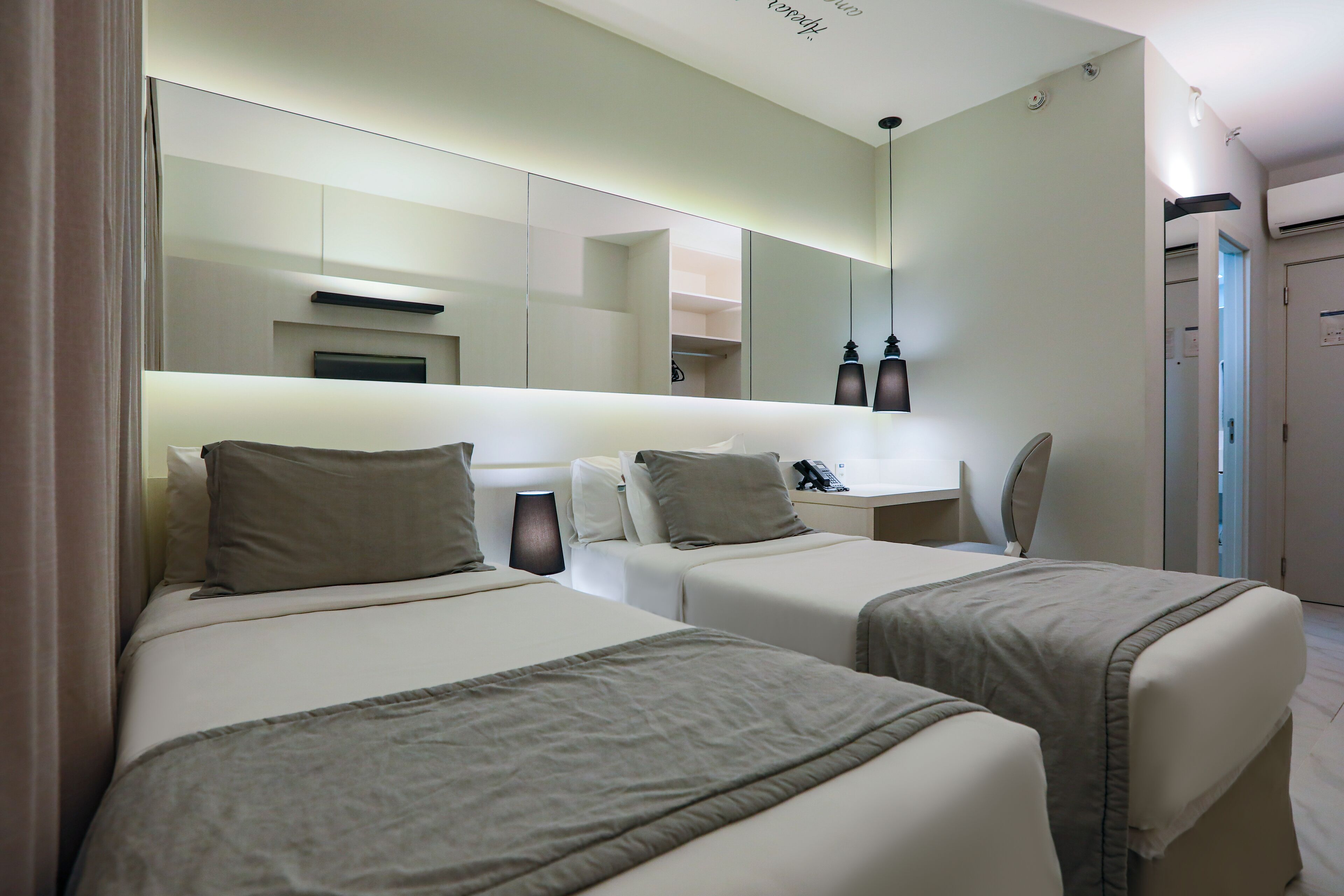 luxury room, 2 single beds | minibar, in-room safe, laptop workspace, iron/ironing board