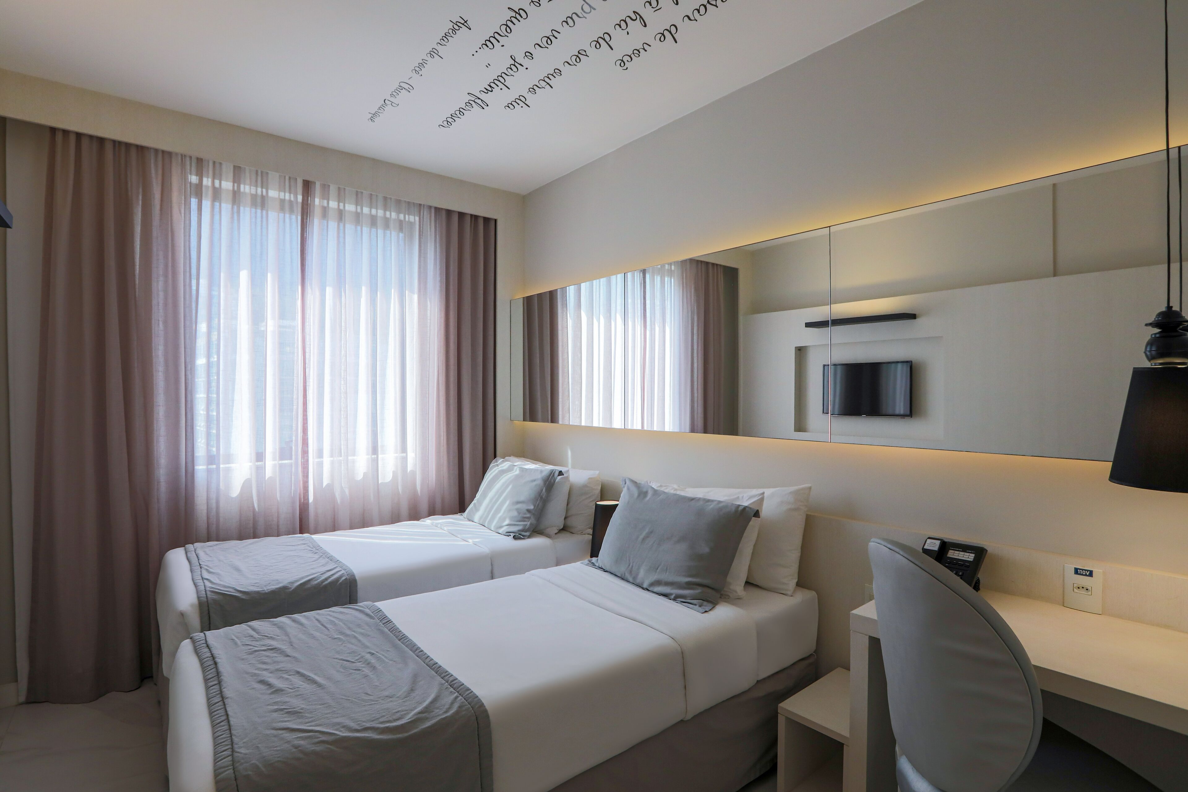 luxury room, 2 single beds | minibar, in-room safe, laptop workspace, iron/ironing board