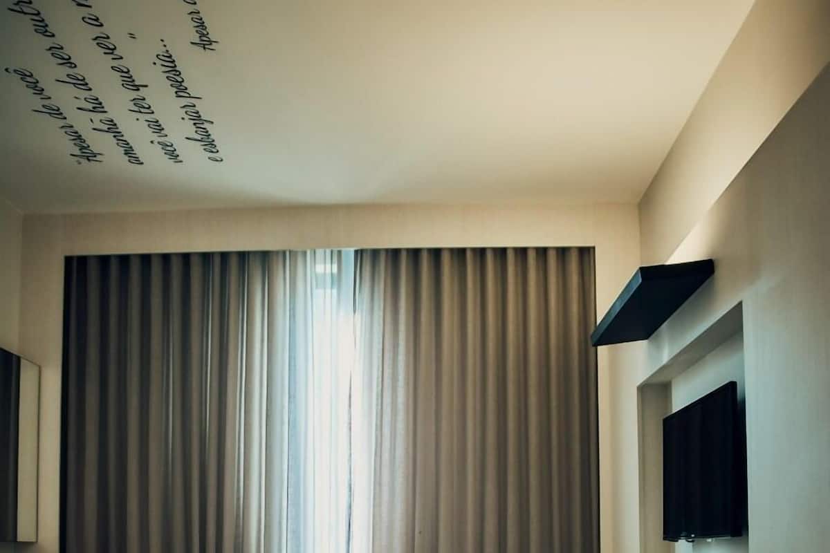 Luxury-Zimmer, 2 Einzelbetten | Minibar, Zimmersafe, laptopgeeigneter Arbeitsplatz