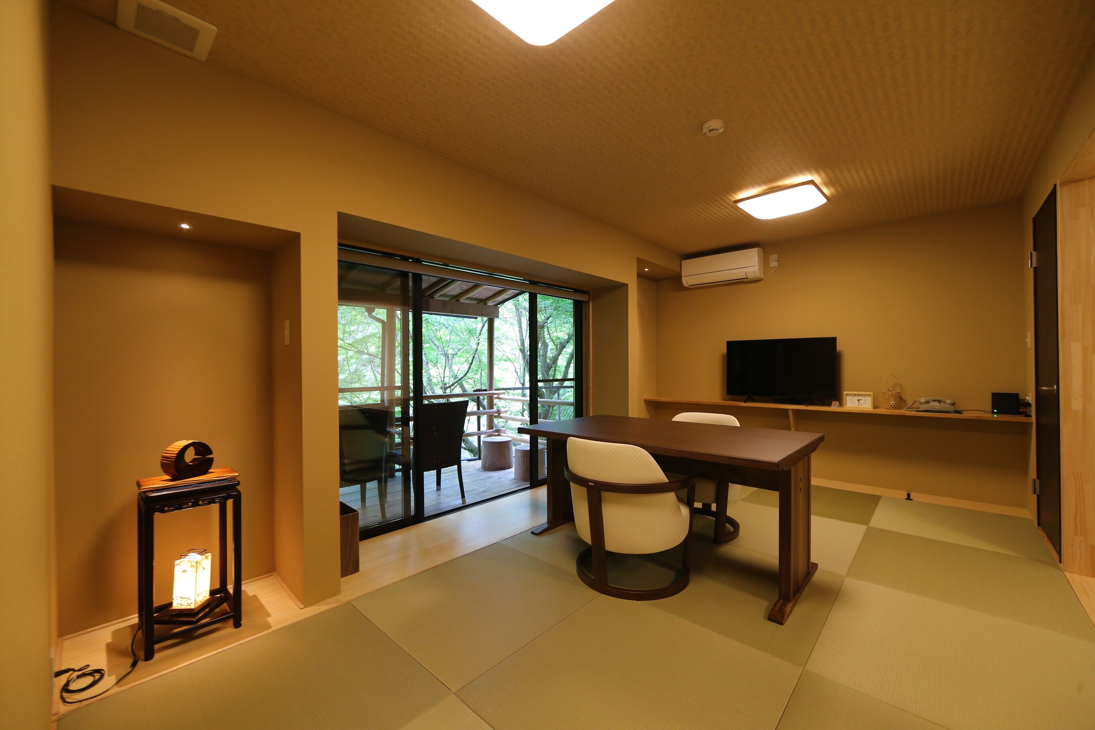 annex room with open-air bath "hototogisu"	 | desk, free wifi, bed sheets